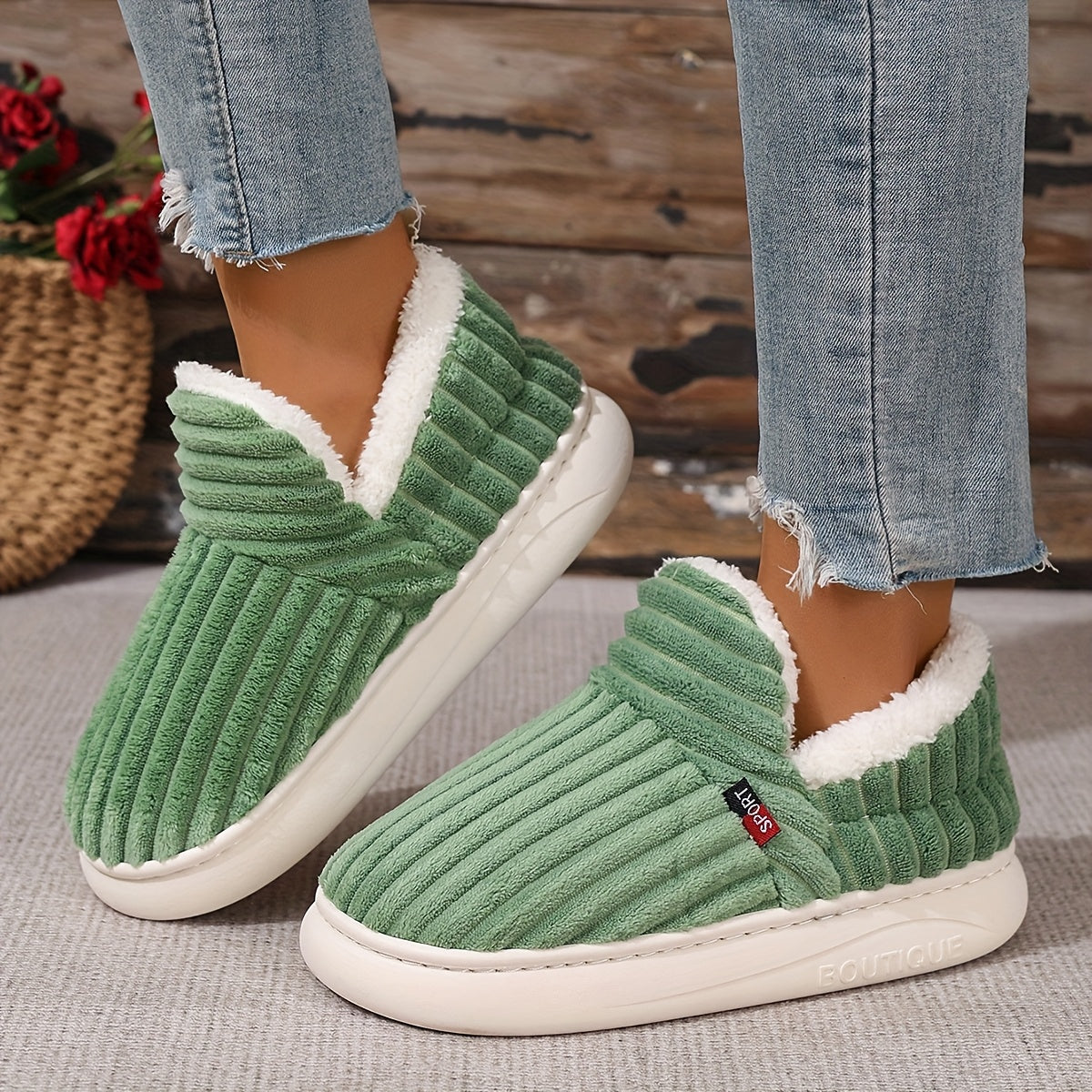 Chaussons rayés L'élégance décontractée qui voyage avec vo