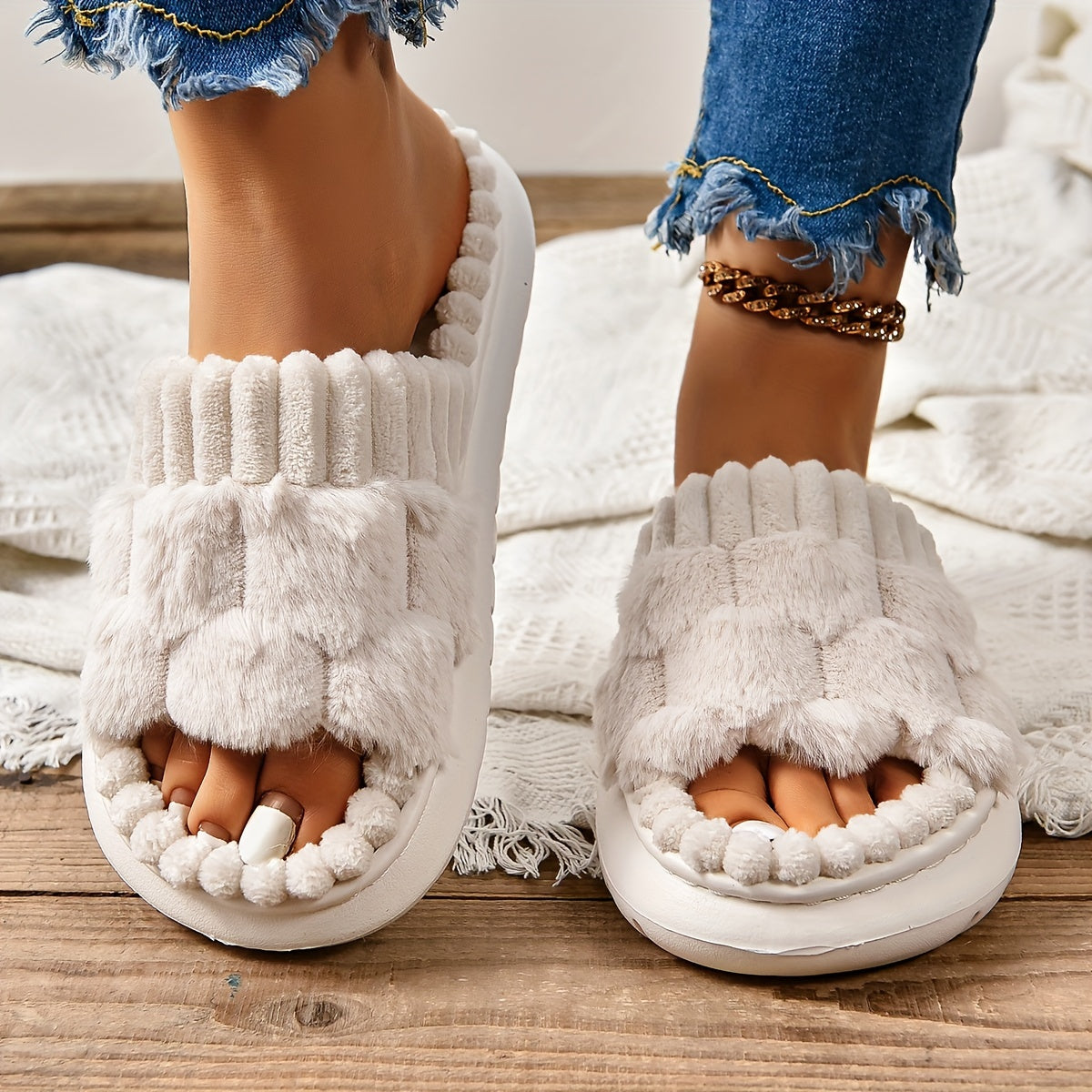 Chaussures d’intérieurà bout ouvert en peluche