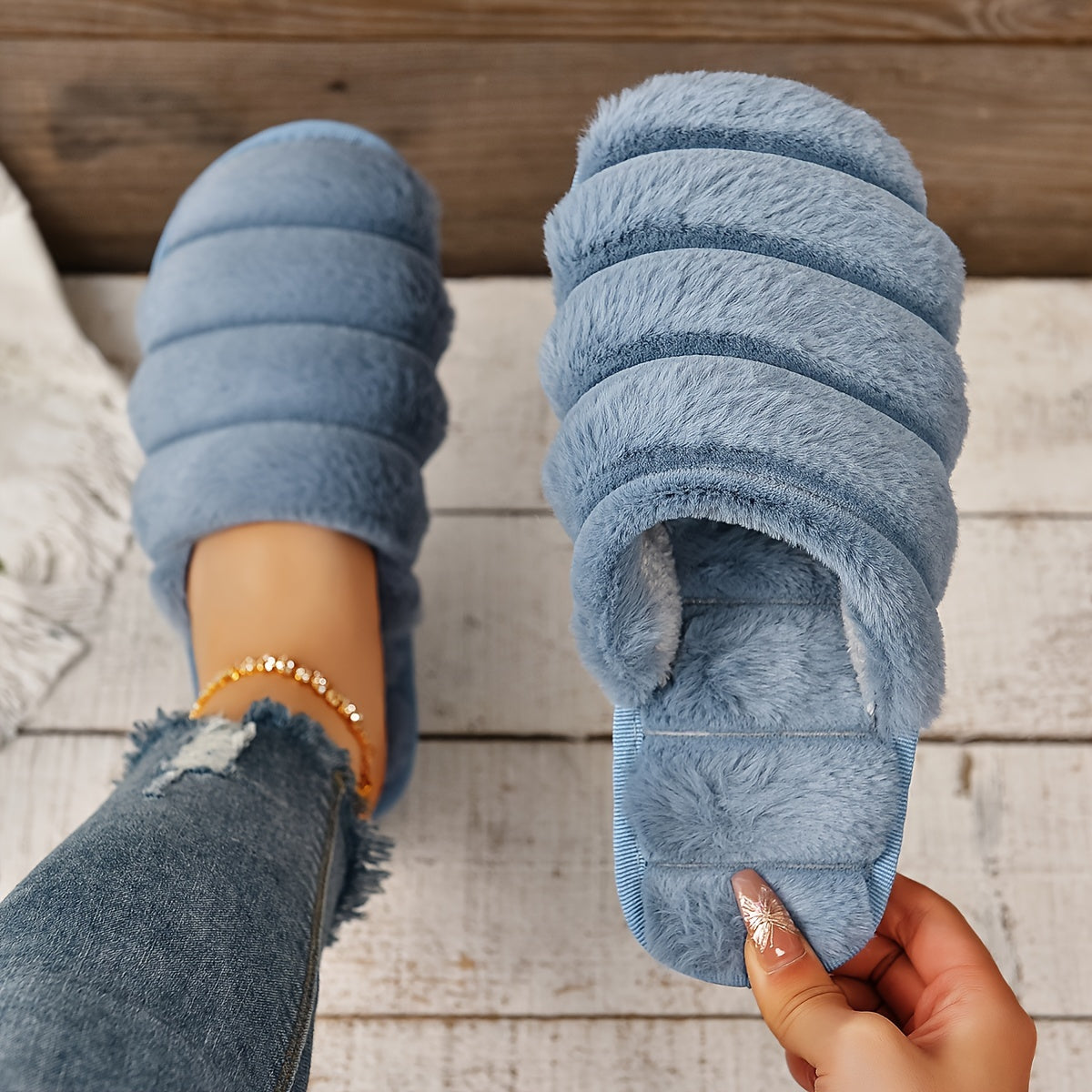 Pantoufles douces femme couleur unie