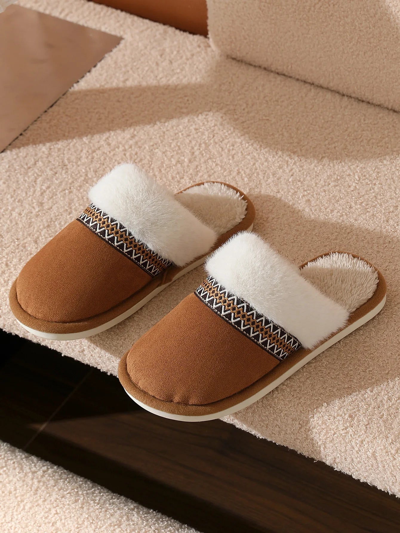 Warme pantoffels beige