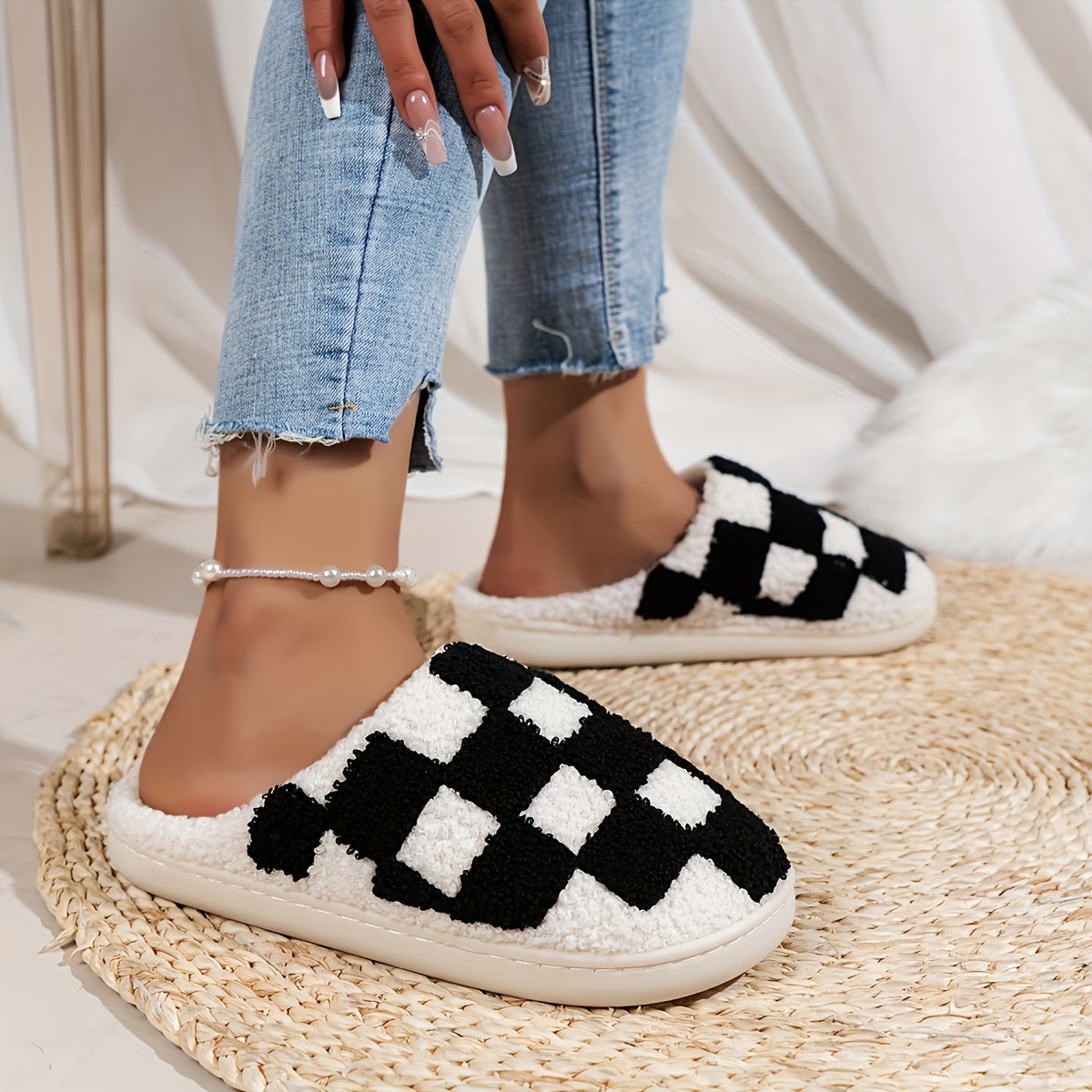 Pantoufles Damier noir et blanc