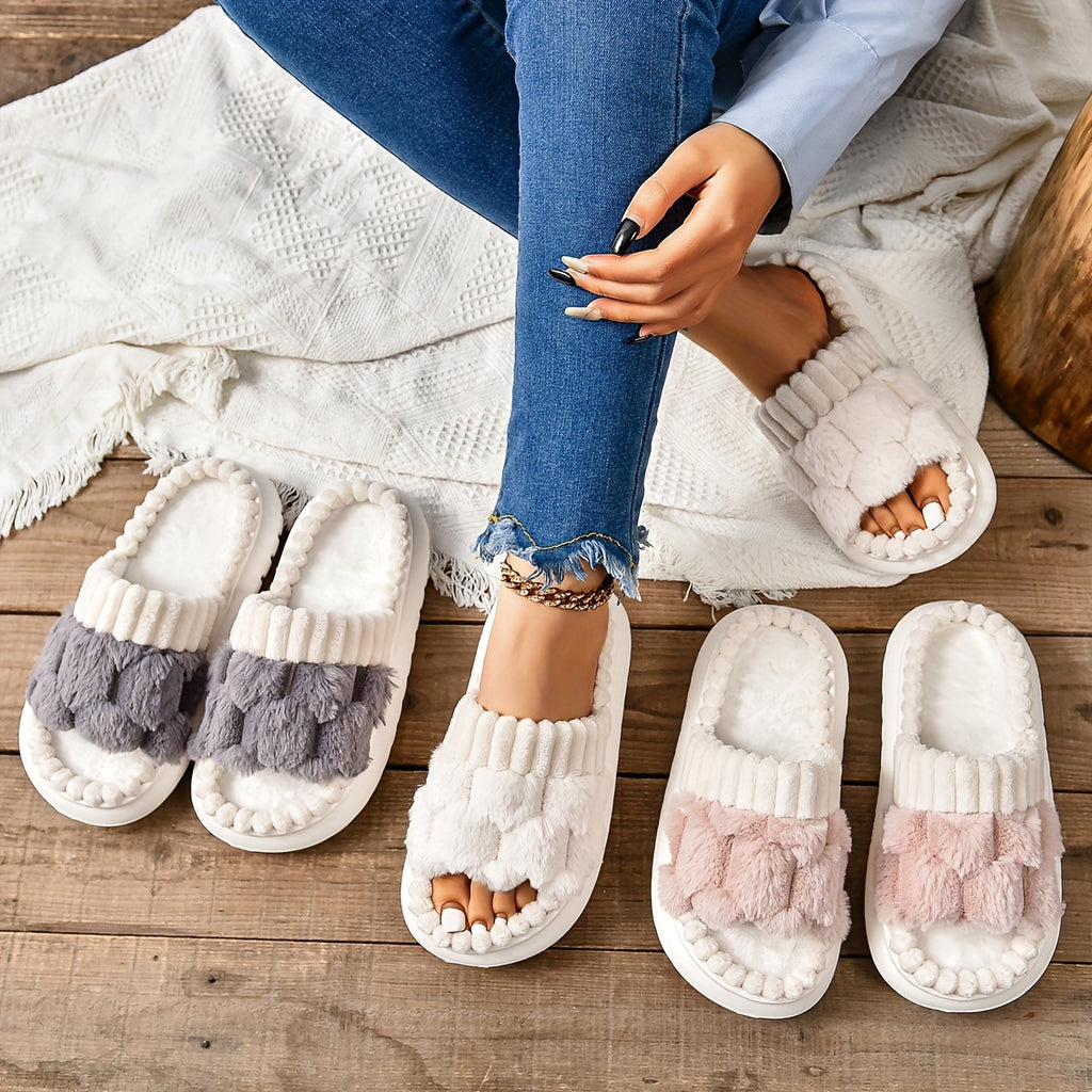 Chaussons d’intérieur ouverts en peluche douce